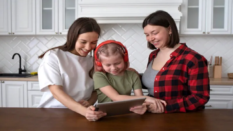 lookwhatmomfound give away